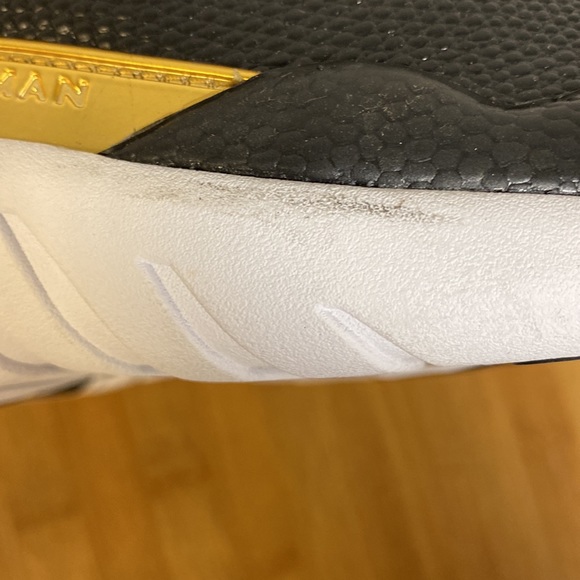 Air Jordan 12 Retro Shoes - Picture 11 of 13